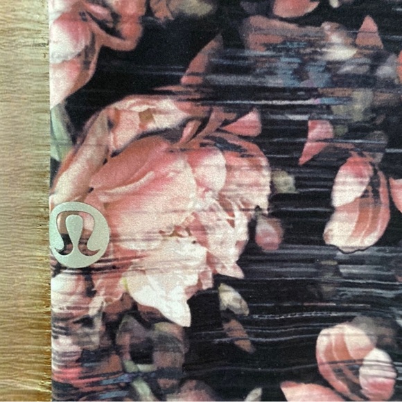 Multi colored Size 10 - Picture 2 of 3